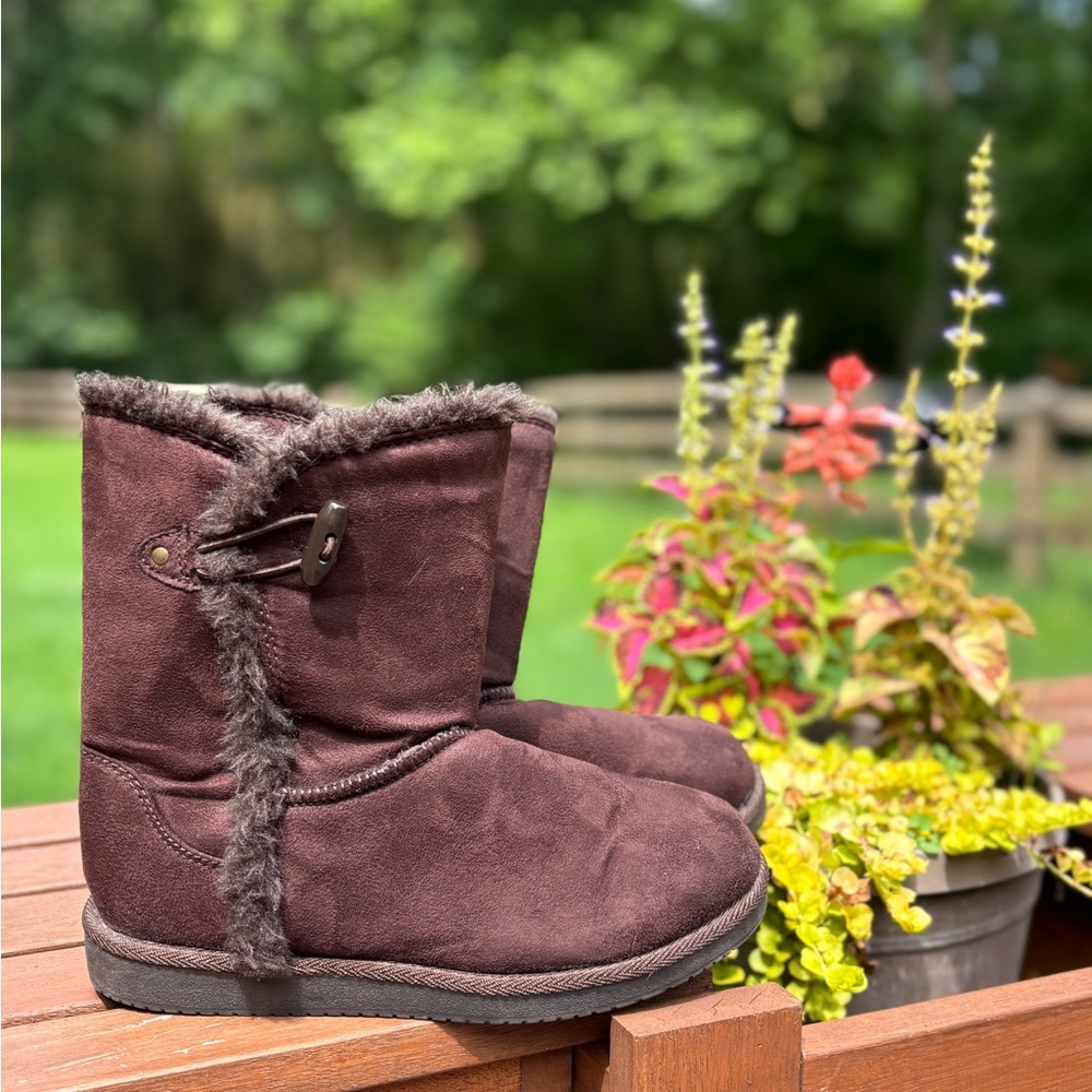 Airwalk Brown Winter Boots with Plush Lining